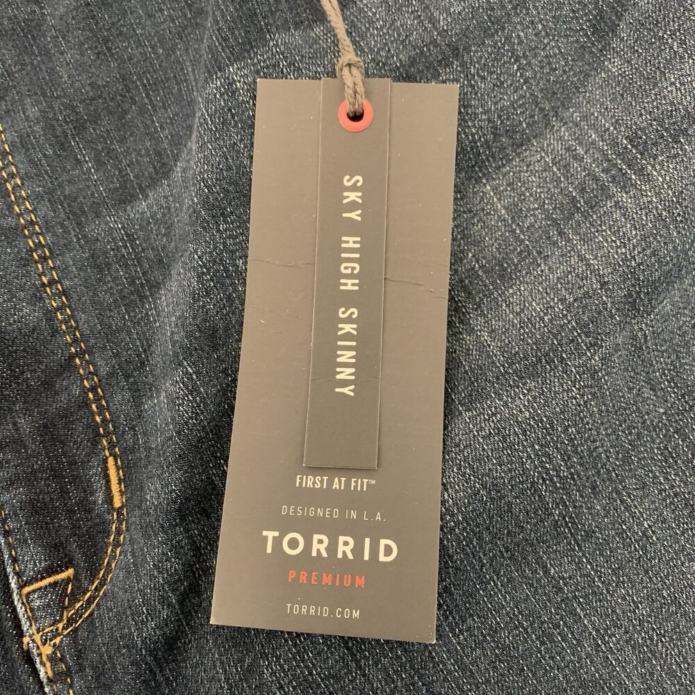 Torrid Premium Jeans Womens Sz 28S SKY HIGH SKINNY Denim Blue Dark Wash NEW - Picture 10 of 10